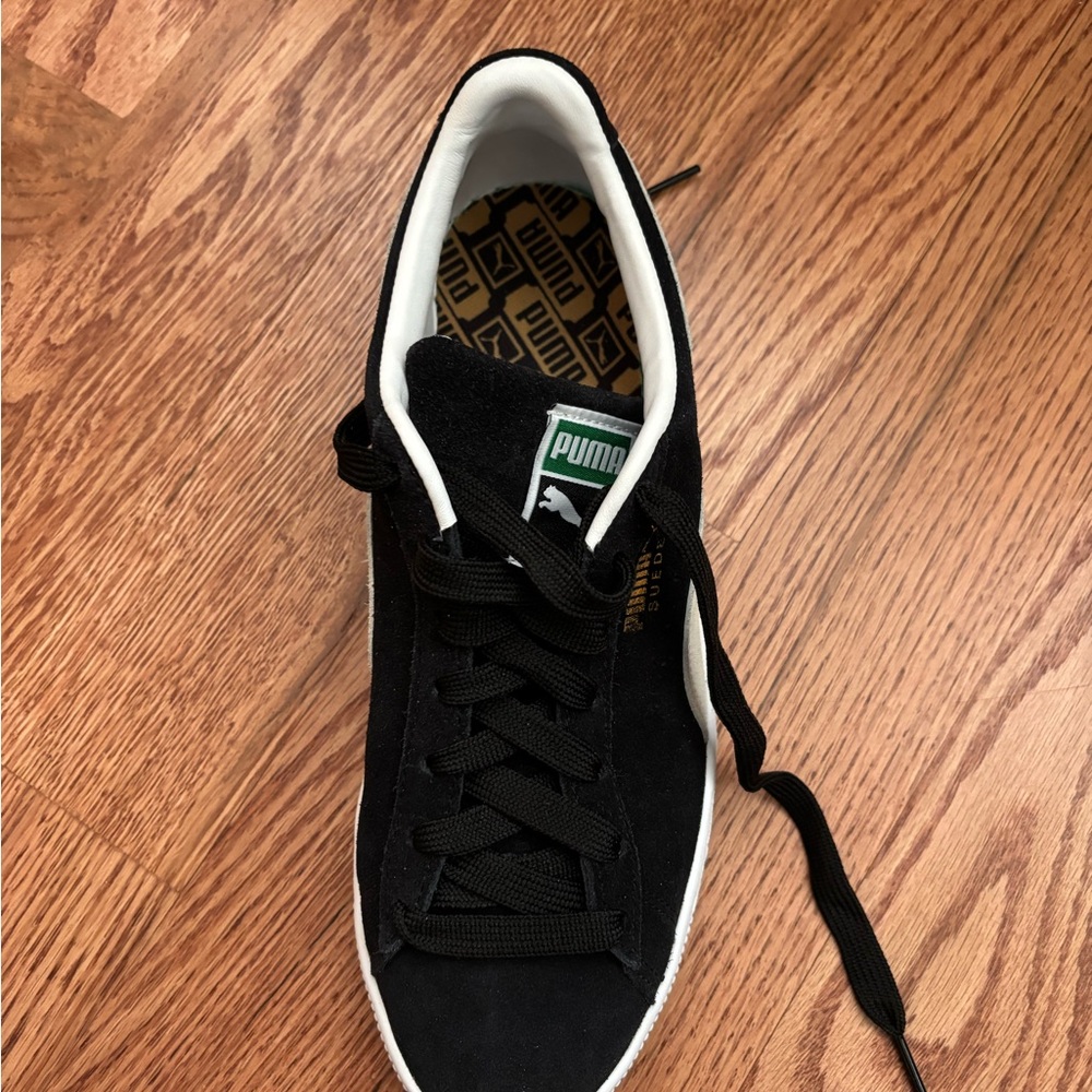Puma Black Suede - Picture 9 of 13
